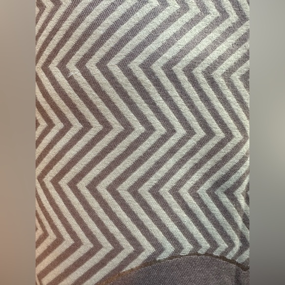 NWT🔥✨ CHANEL Stole/Scarf/Shawl made with cashmere & silk🤩 14S A52187X26009 - Picture 10 of 15